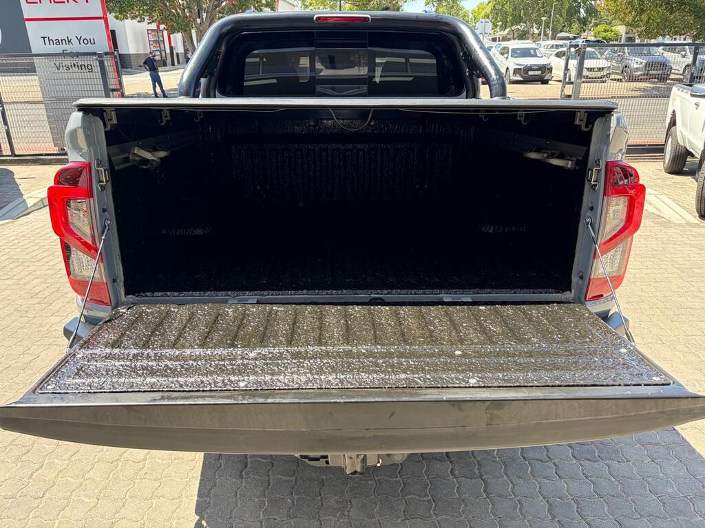 NISSAN NAVARA NAVARA 2.5DDTI PRO-4X 4X4 A/T D/C P/U - 11