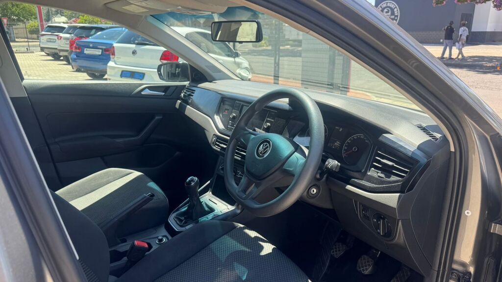 VOLKSWAGEN POLO POLO 1.0 TSI TRENDLINE - 12