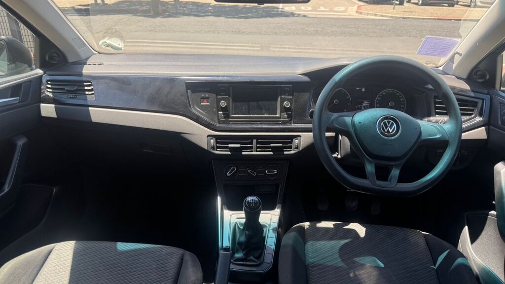 VOLKSWAGEN POLO POLO 1.0 TSI TRENDLINE - 9