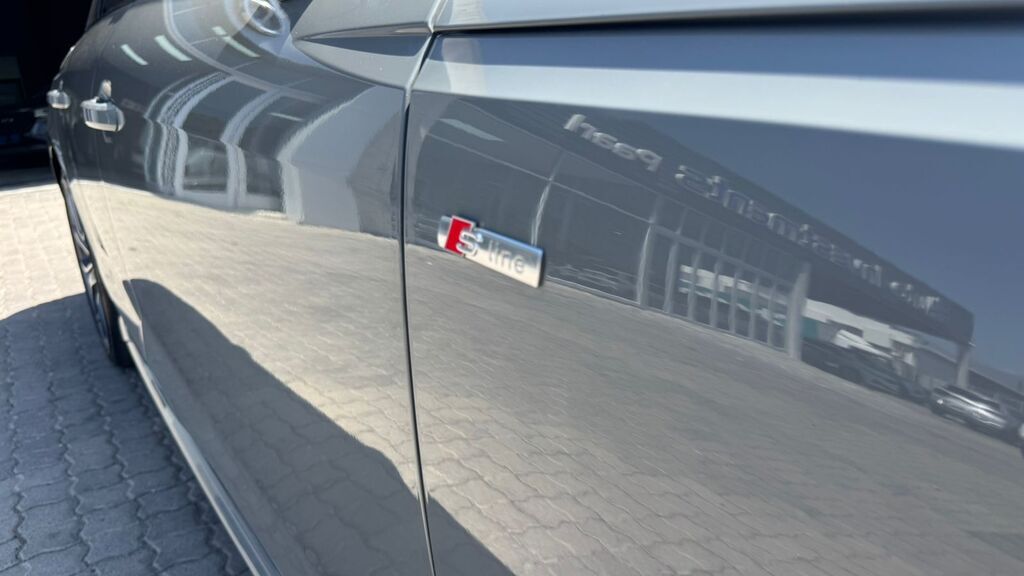 AUDI A4 A4 40 TFSI S LINE STRONIC (B9)