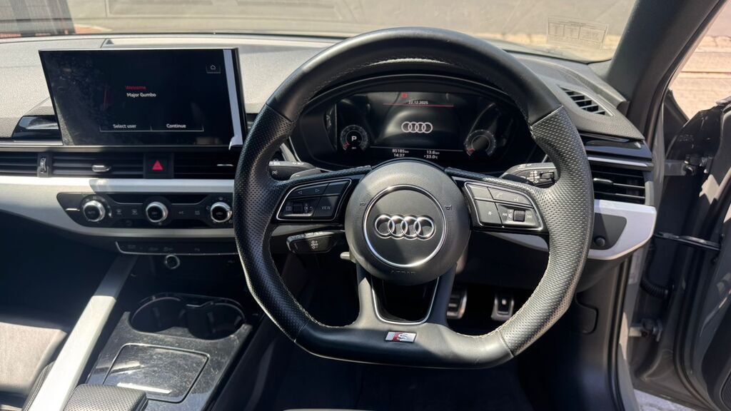 AUDI A4 A4 40 TFSI S LINE STRONIC (B9)