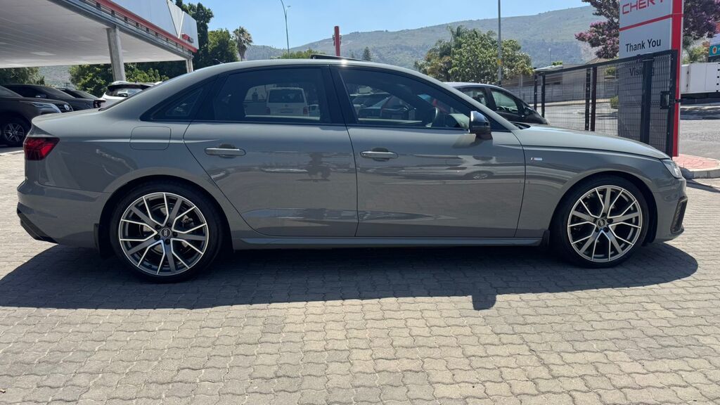 AUDI A4 A4 40 TFSI S LINE STRONIC (B9)