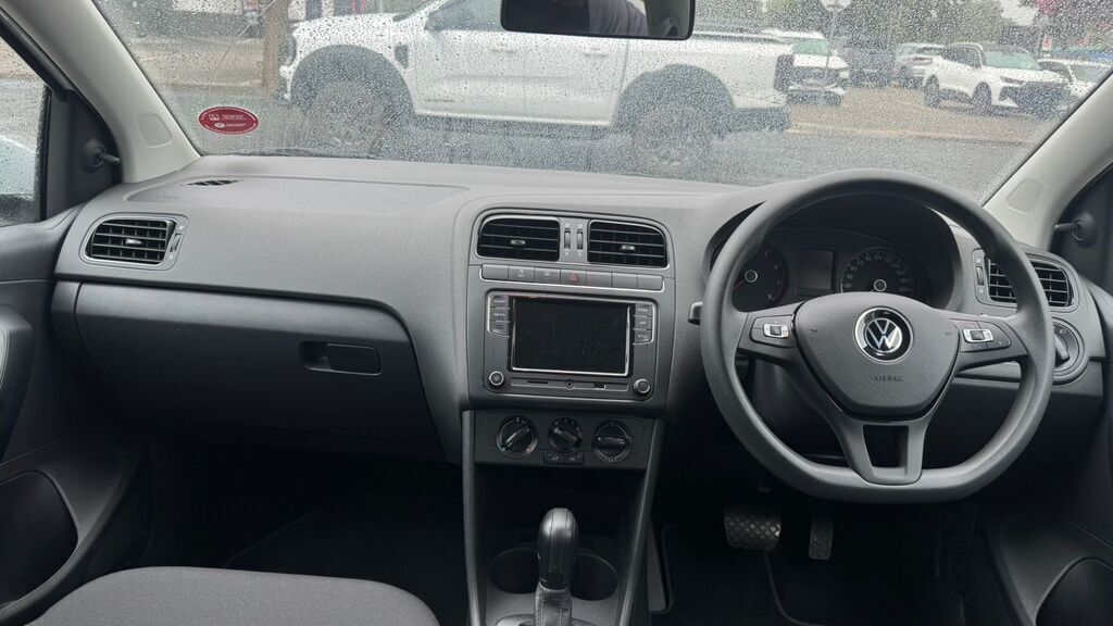 VOLKSWAGEN POLO VIVO POLO VIVO 1.6 COMFORTLINE TIP (5DR) - 10