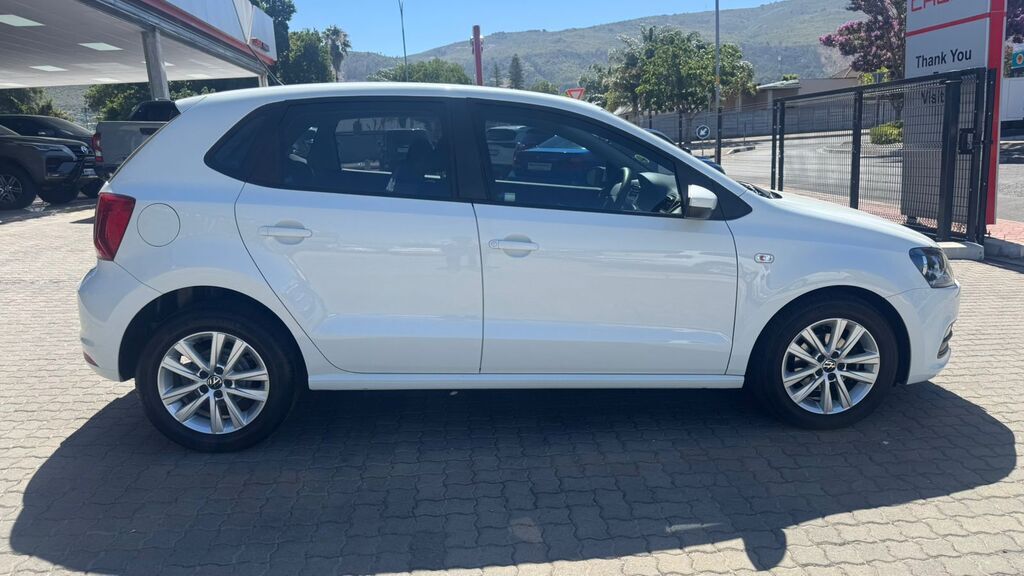 VOLKSWAGEN POLO VIVO POLO VIVO 1.4 COMFORTLINE (5DR) - 4