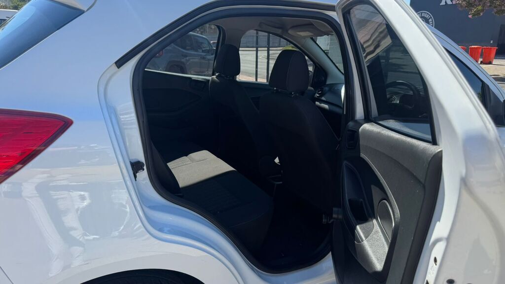 FORD FIGO FIGO 1.5 AMBIENTE (5DR)