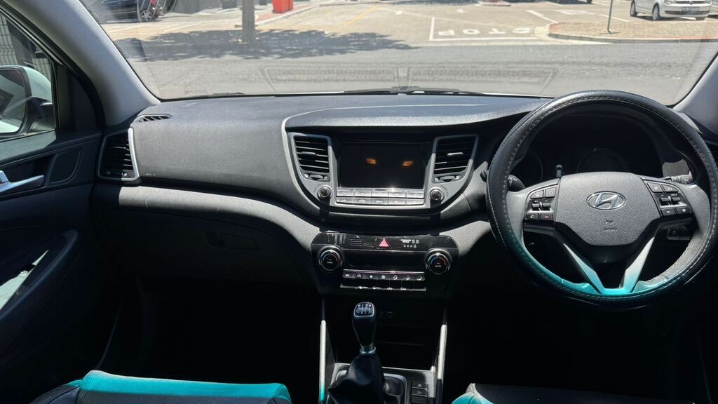 HYUNDAI TUCSON TUCSON 1.7 CRDi EXECUTIVE - 11