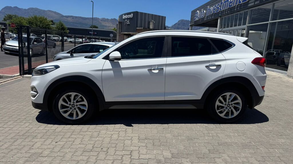 HYUNDAI TUCSON TUCSON 1.7 CRDi EXECUTIVE - 3