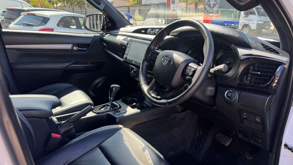 TOYOTA HILUX HILUX 2.8 GD-6 RB LEGEND 4X4 A/T P/U D/C