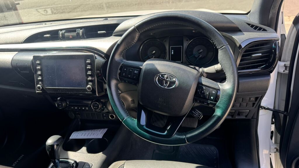 TOYOTA HILUX HILUX 2.8 GD-6 RB LEGEND A/T P/U D/C