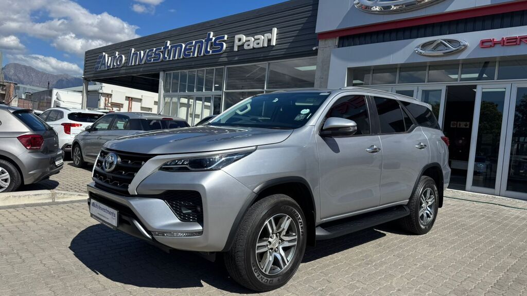 TOYOTA FORTUNER FORTUNER 2.4GD-6 R/B A/T