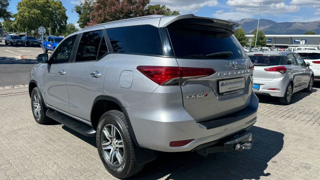 TOYOTA FORTUNER FORTUNER 2.4GD-6 R/B A/T