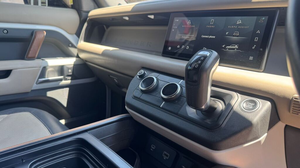 LAND ROVER DEFENDER DEFENDER 110 P400 X (294KW)