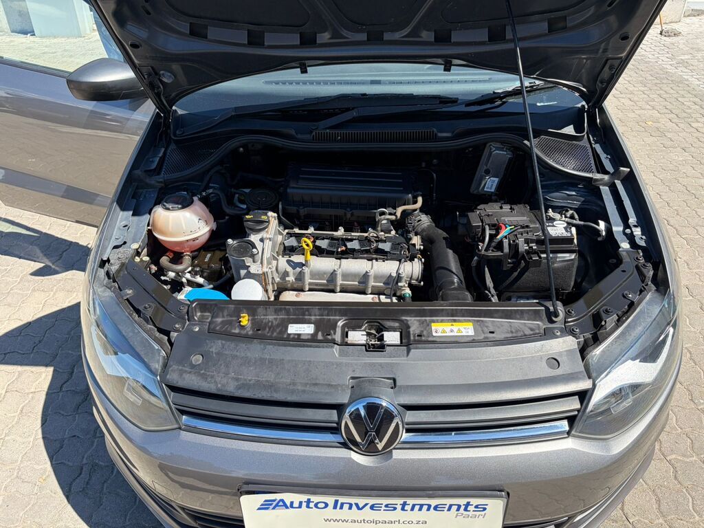 VOLKSWAGEN POLO VIVO POLO VIVO 1.4 TRENDLINE 5Dr - 12