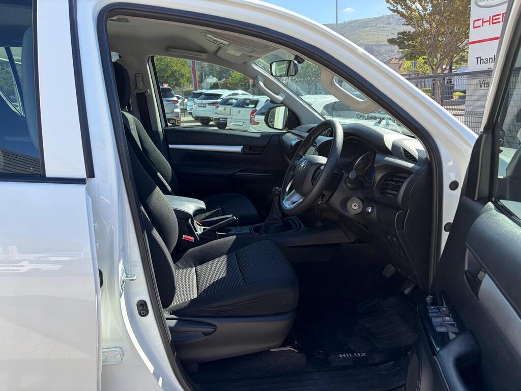 TOYOTA HILUX HILUX 2.4 GD-6 RB SRX P/U D/C - 9
