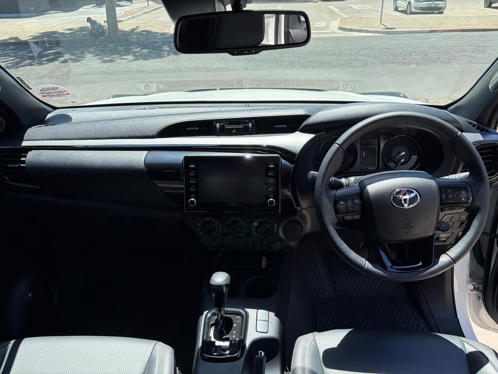 TOYOTA HILUX HILUX 2.8 GD-6 RB LEGEND A/T P/U E/CAB - 11