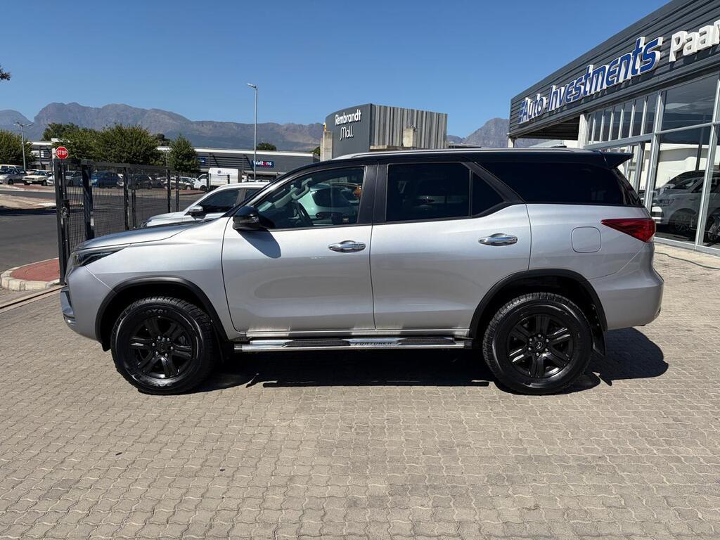 TOYOTA FORTUNER FORTUNER 2.4GD-6 R/B A/T - 2