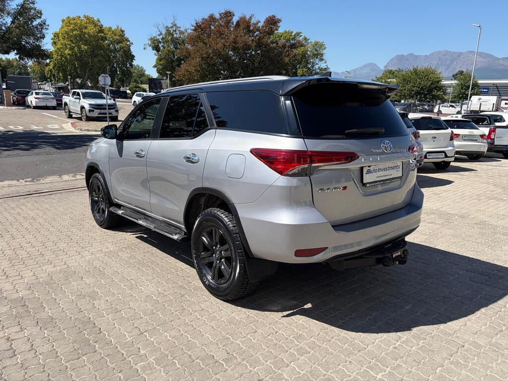 TOYOTA FORTUNER FORTUNER 2.4GD-6 R/B A/T - 3