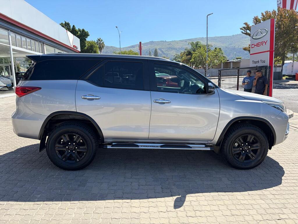 TOYOTA FORTUNER FORTUNER 2.4GD-6 R/B A/T - 6