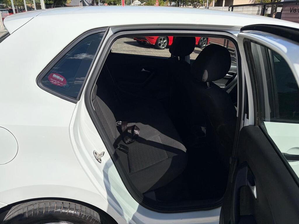 VOLKSWAGEN POLO VIVO POLO VIVO 1.4 TRENDLINE (5DR) - 9