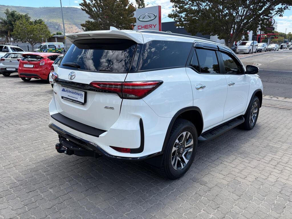 TOYOTA FORTUNER FORTUNER 2.8GD-6 4X4 A/T - 5