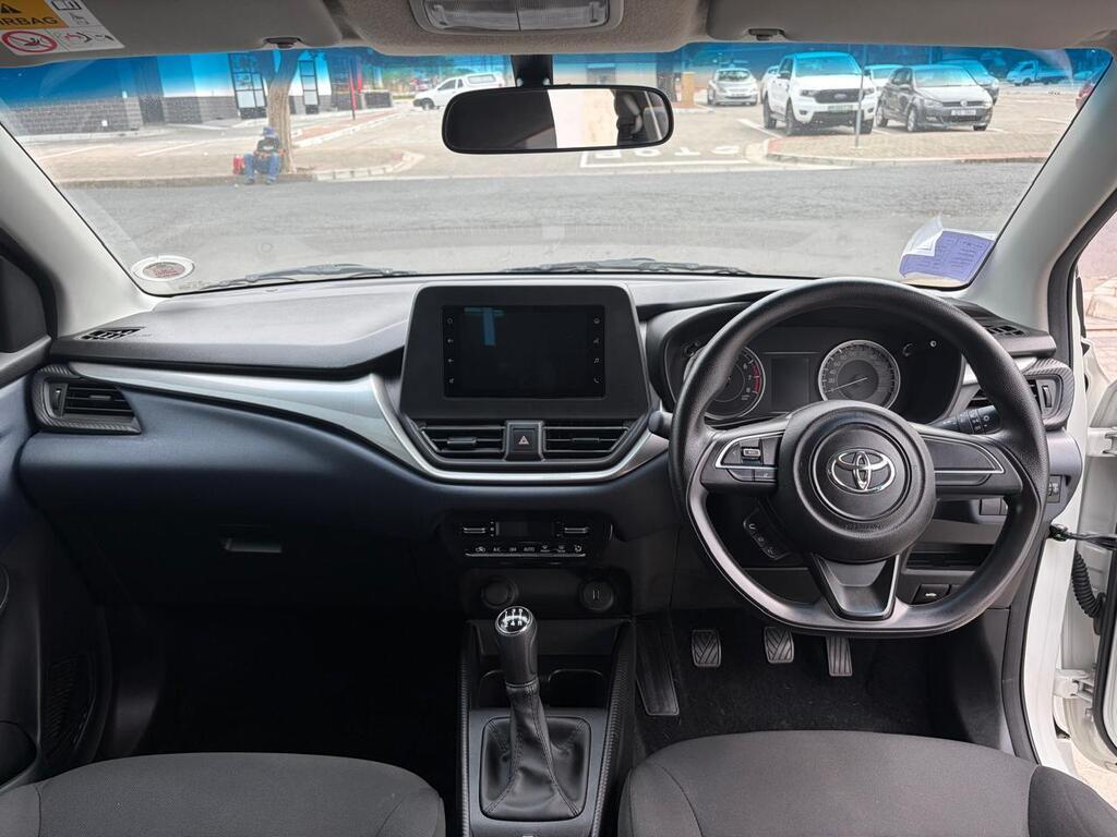 TOYOTA STARLET STARLET 1.5 Xs - 11