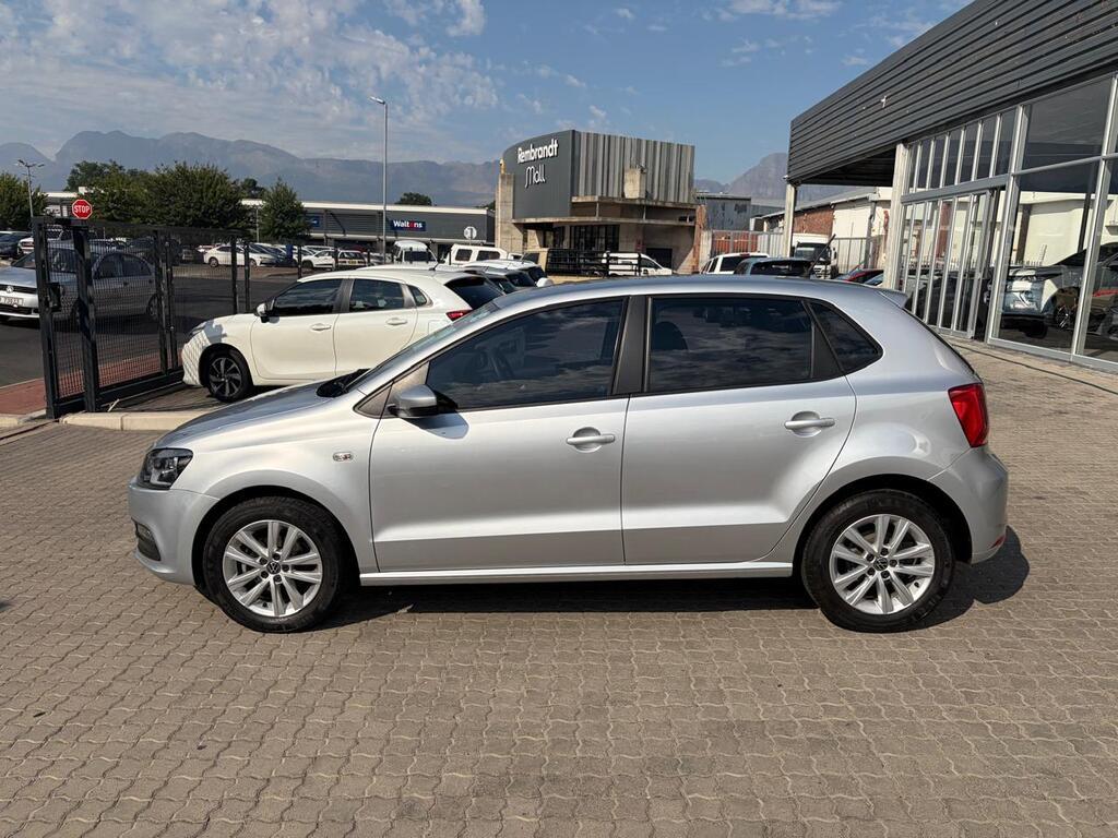 VOLKSWAGEN POLO VIVO POLO VIVO 1.4 COMFORTLINE (5DR) - 2