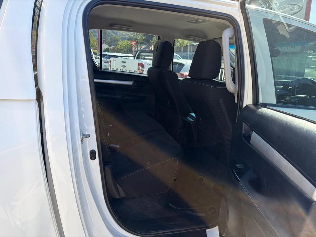 TOYOTA HILUX HILUX 2.4 GD-6 RAIDER 4X4 P/U D/C - 10