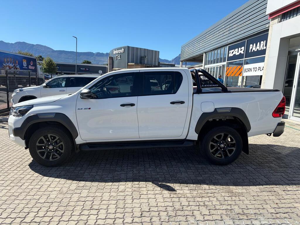 TOYOTA HILUX HILUX 2.8 GD-6 RB LEGEND A/T P/U D/C