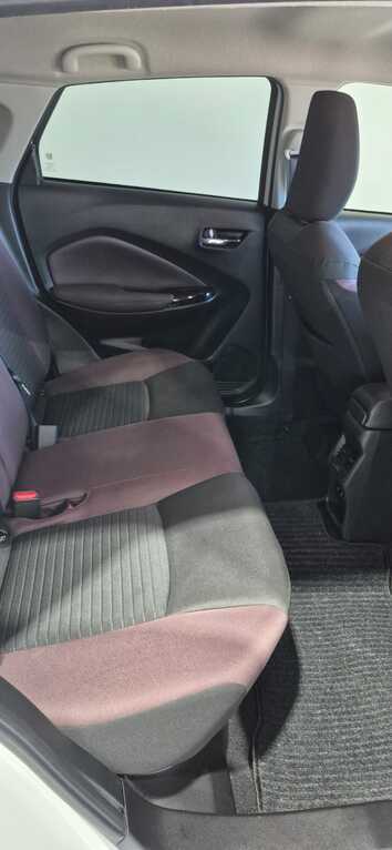TOYOTA STARLET STARLET CROSS 1.5XR A/T - 6