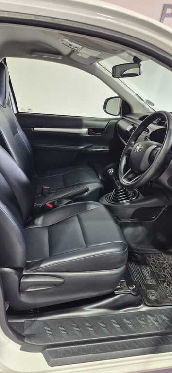 TOYOTA HILUX HILUX 2.0 VVTi A/C P/U S/C - 6