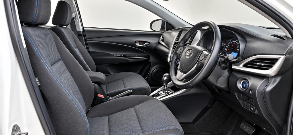 TOYOTA YARIS YARIS 1.5 XS CVT 5Dr - 7