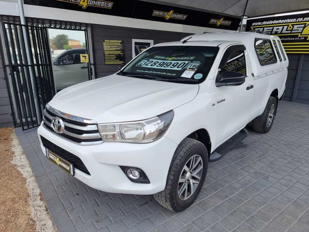 TOYOTA HILUX – Deals 4 Wheels