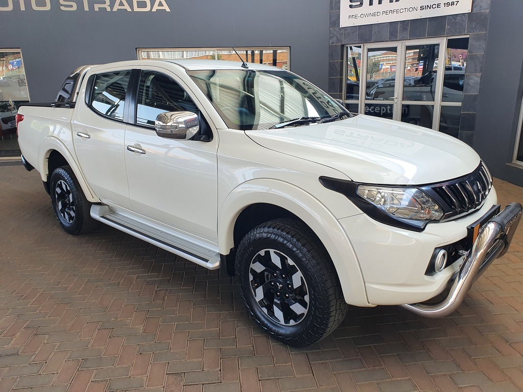 Mitsubishi Triton 2.4 Di-DC Double Cab Auto 4x4