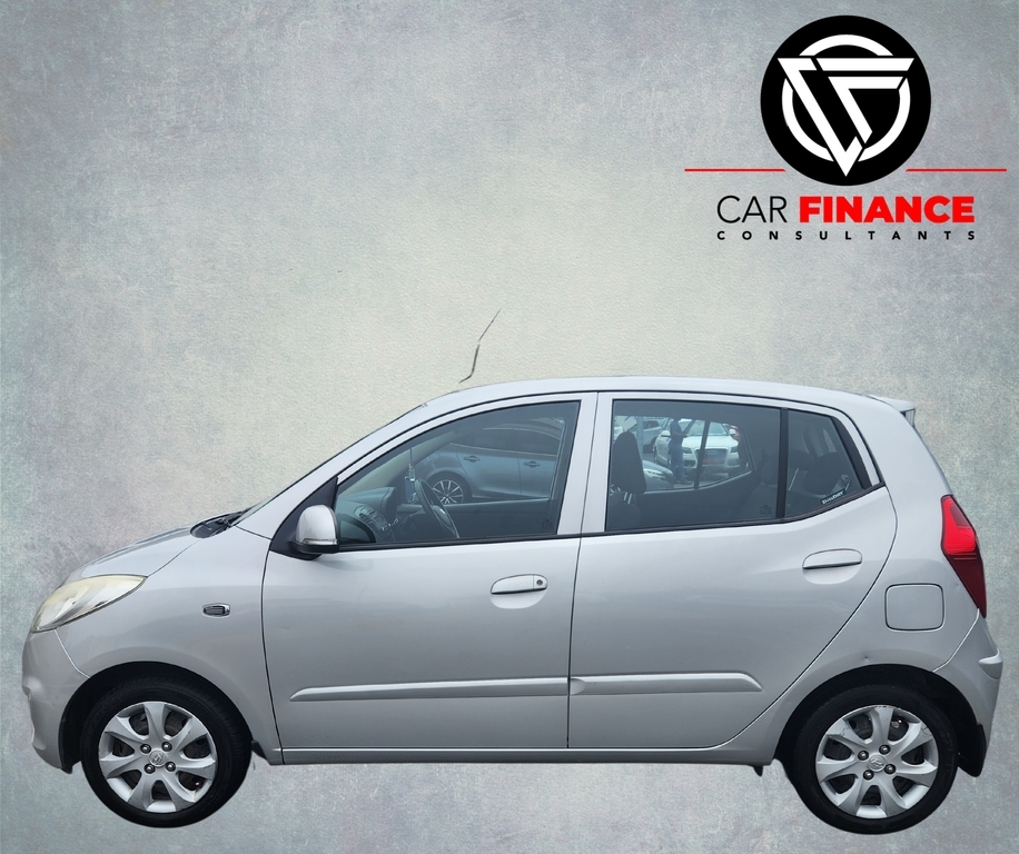HYUNDAI i10 - Image 5