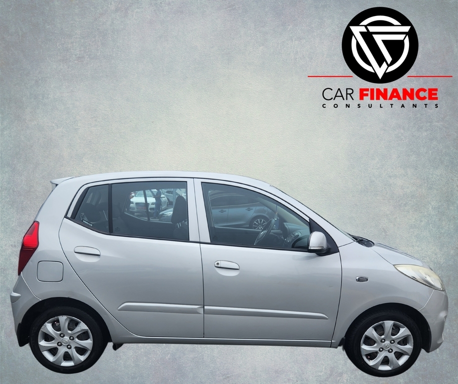 HYUNDAI i10 - Image 6