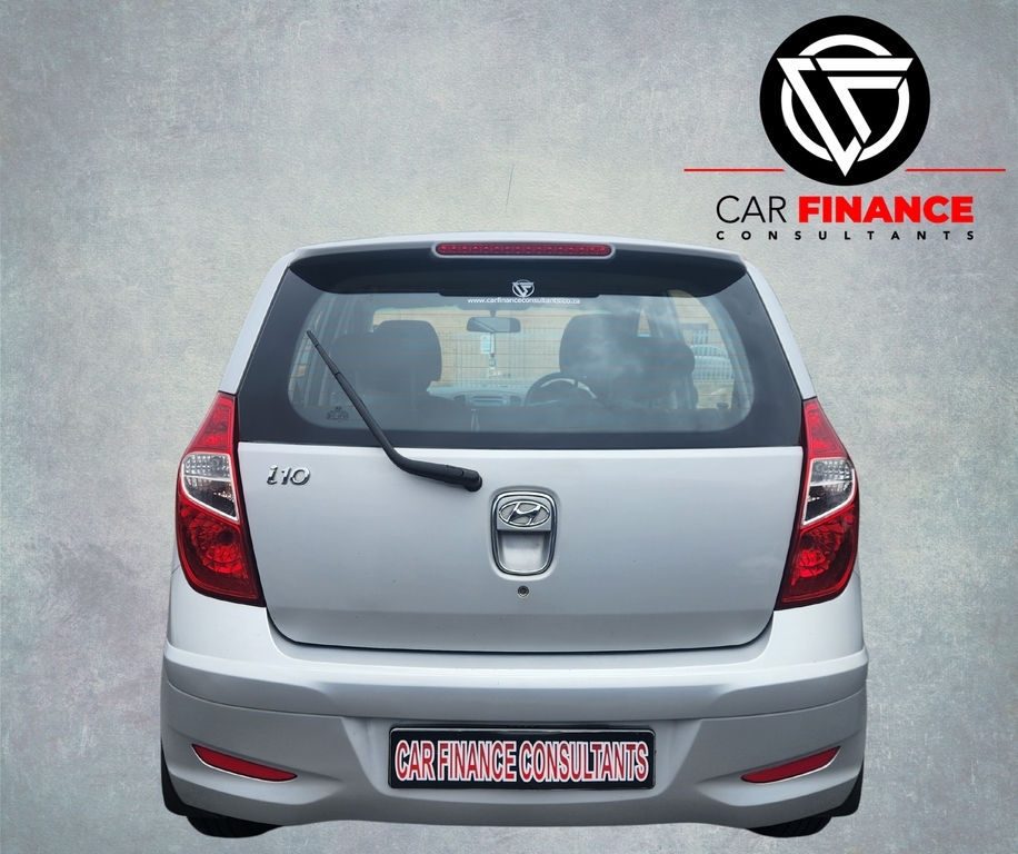HYUNDAI i10 - Image 8