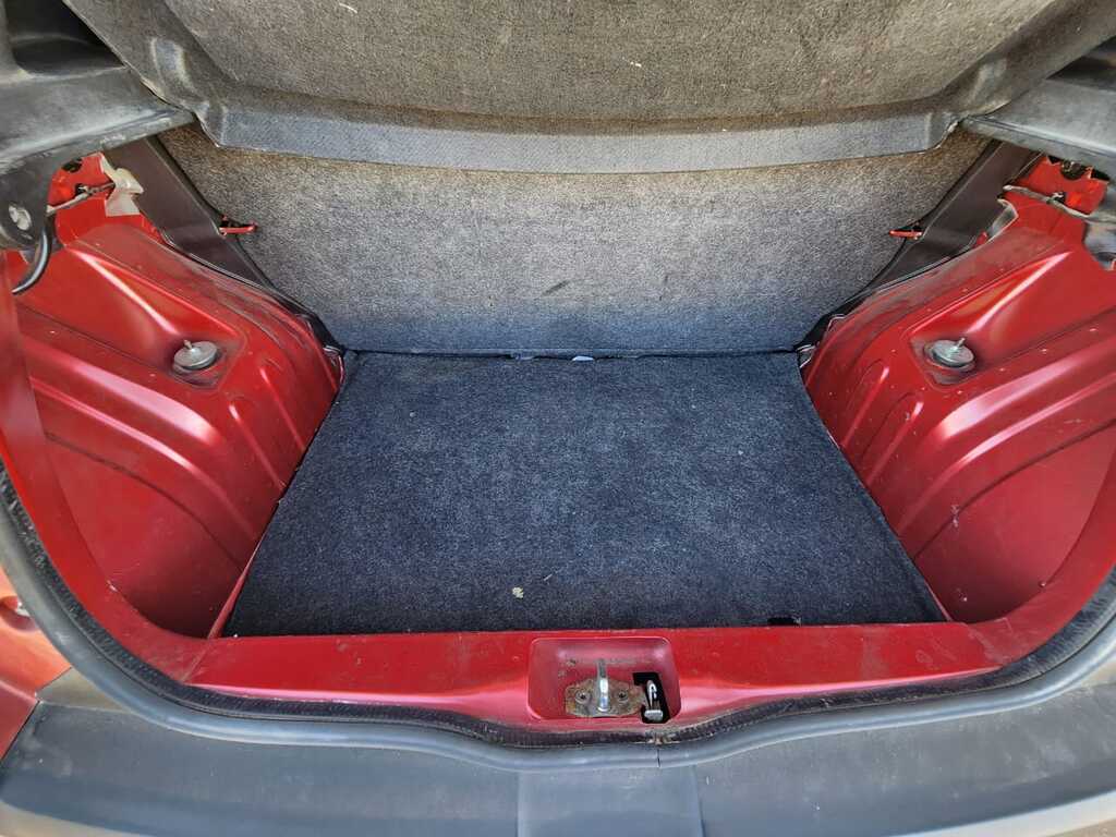 RENAULT KWID - Image 15