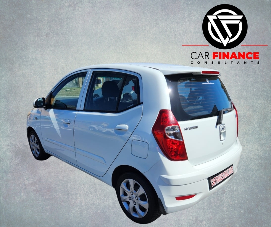 HYUNDAI i10 - Image 7