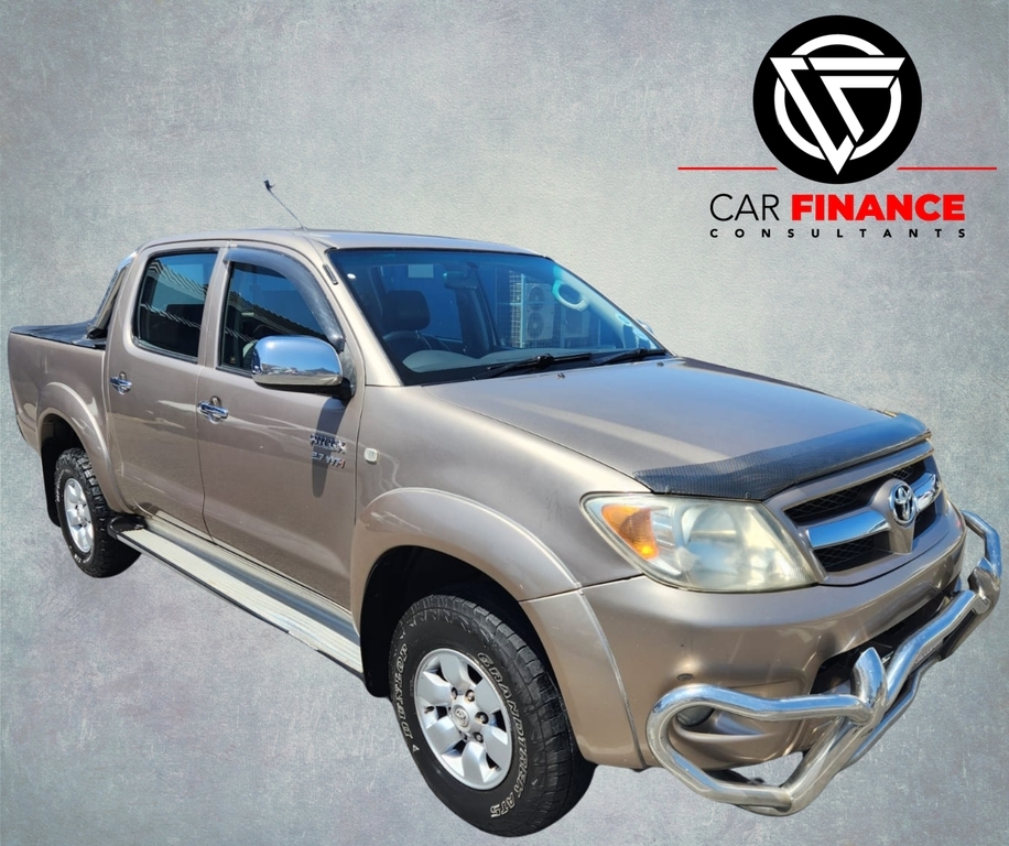 TOYOTA HILUX - Image 4