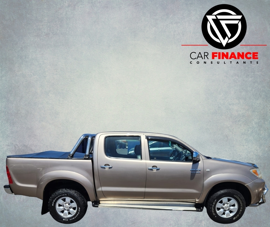 TOYOTA HILUX - Image 6
