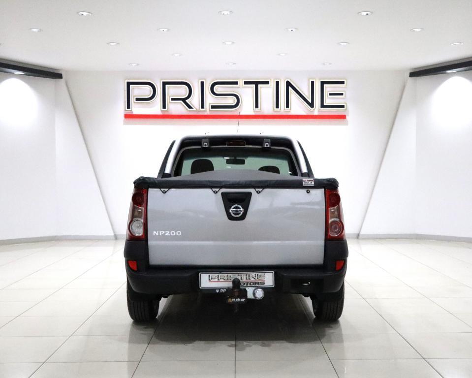 NISSAN NP200 - Image 5
