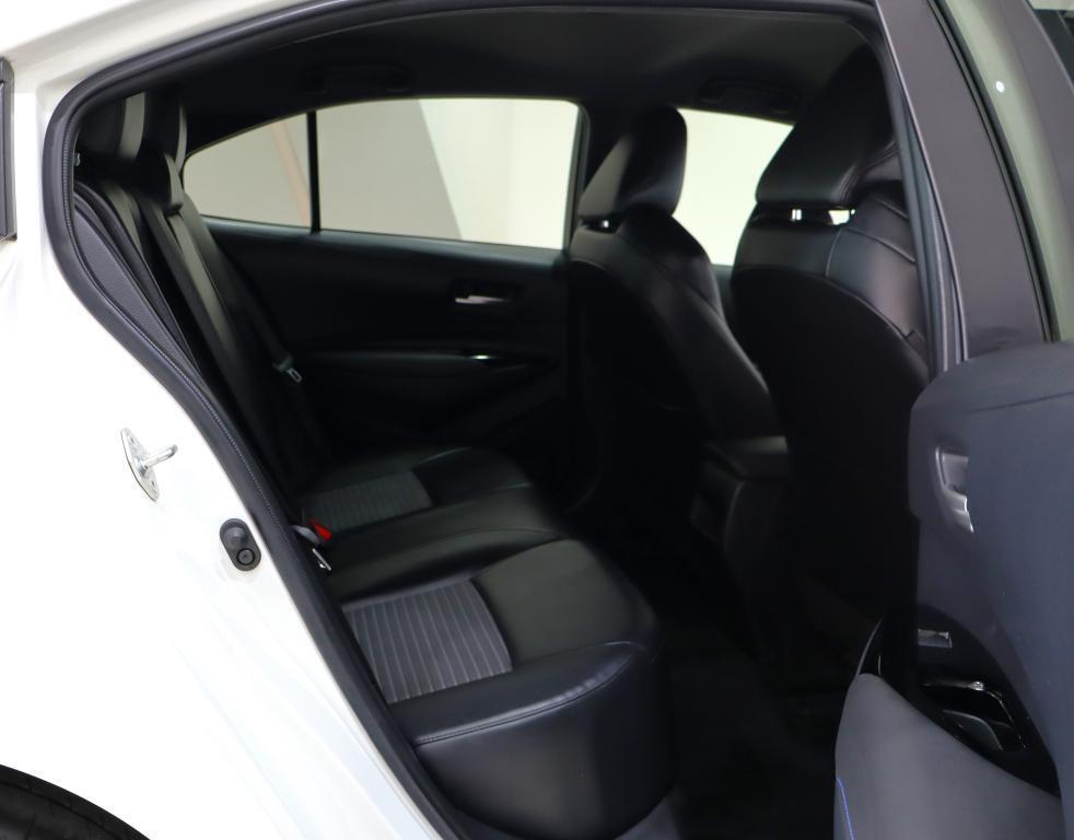 TOYOTA COROLLA - Image 12