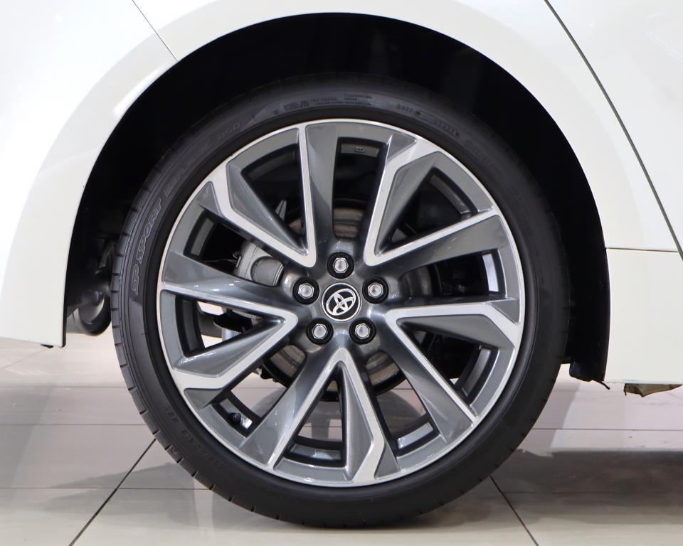 TOYOTA COROLLA - Image 6