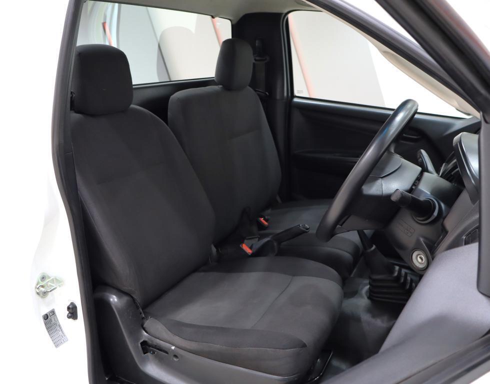 ISUZU D-MAX - Image 11