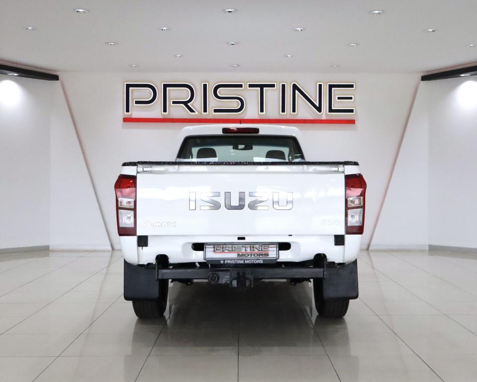 ISUZU D-MAX - Image 5