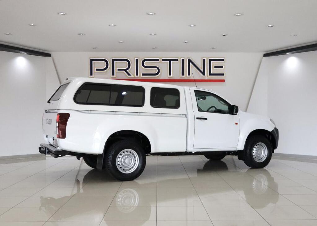 ISUZU D-MAX - Image 16