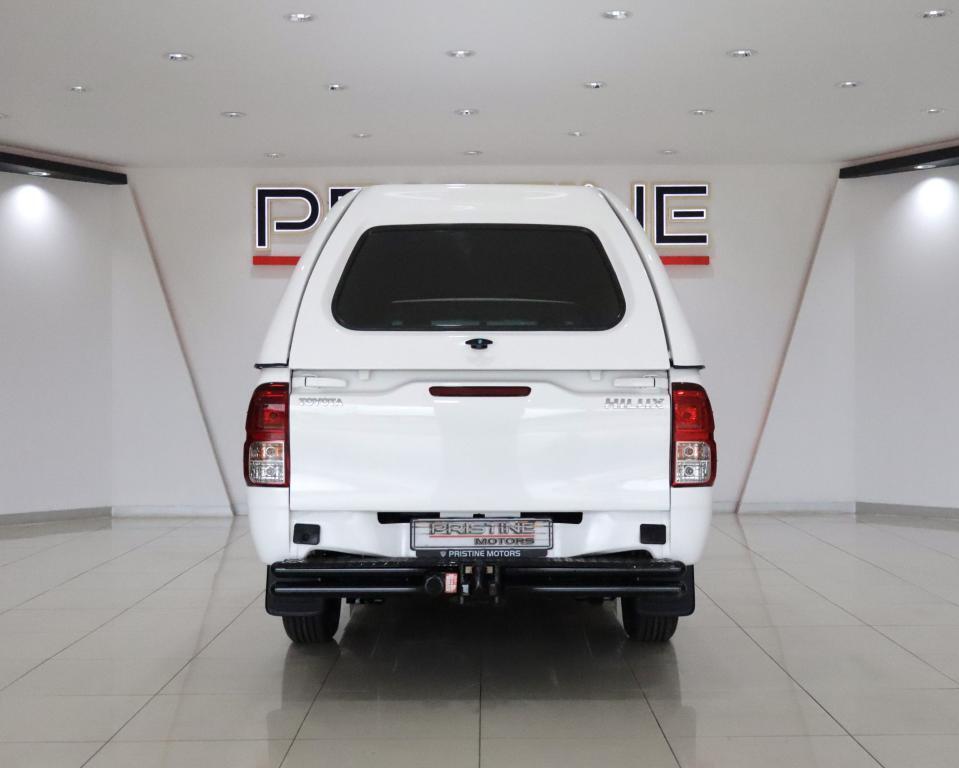 TOYOTA HILUX - Image 5