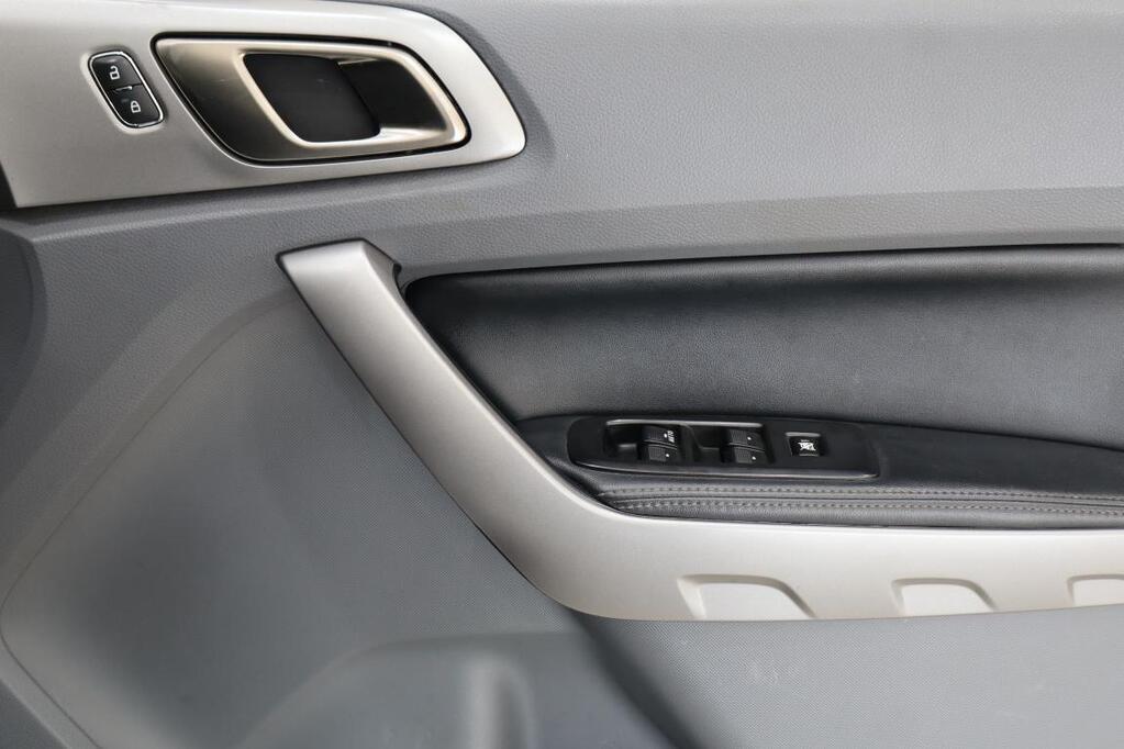 FORD RANGER - Image 17