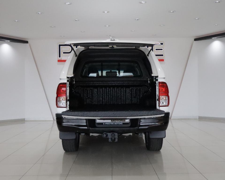 TOYOTA HILUX - Image 17