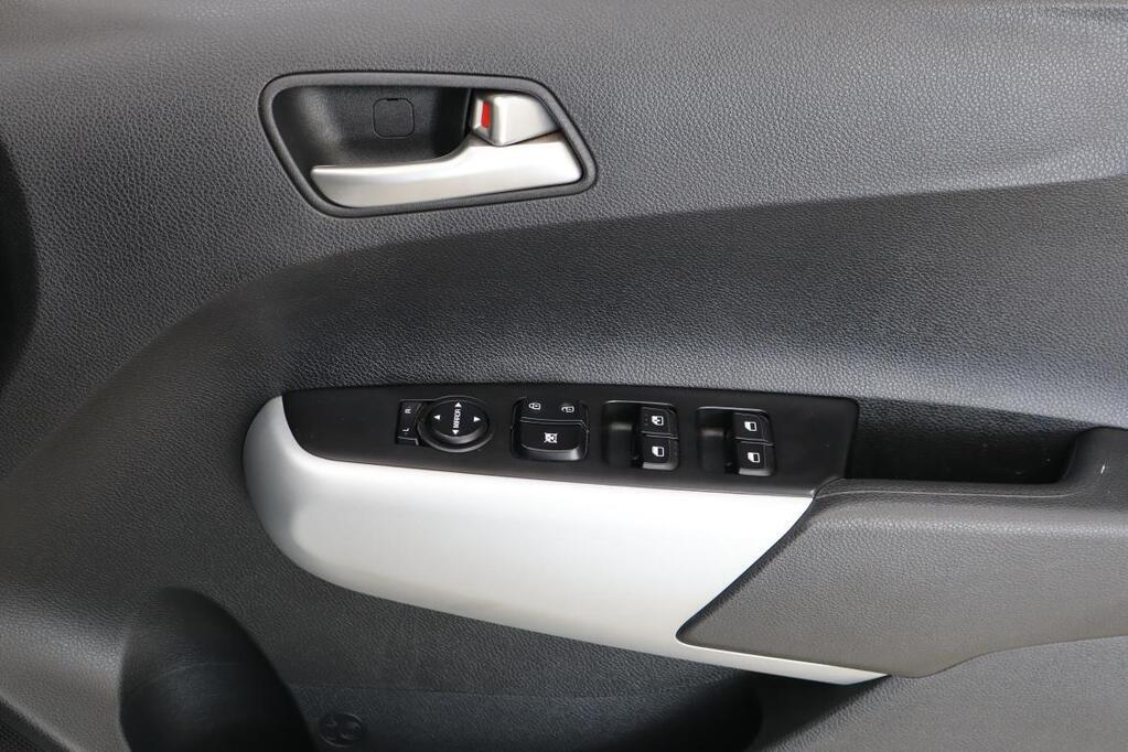 KIA PICANTO - Image 10